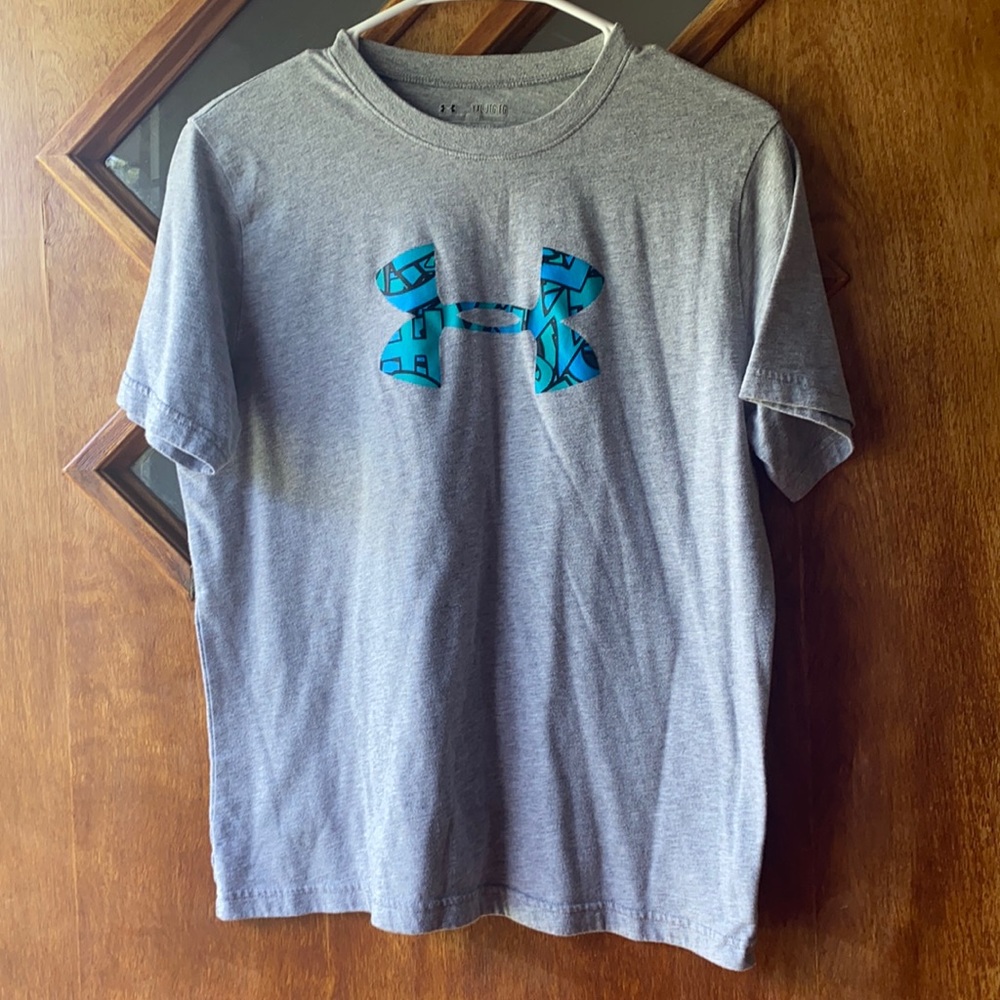 Under Armour Tshirt